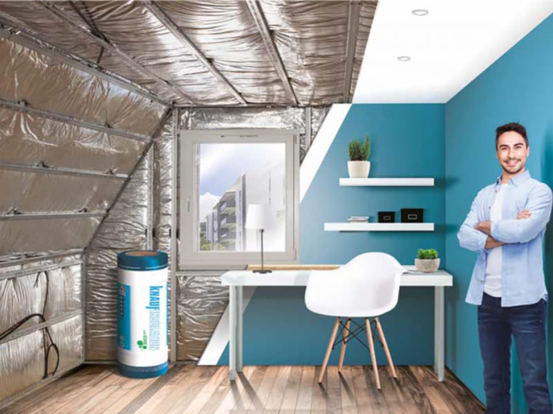 Isolation par l'intérieur d'une pièce grâce à l'utilisation des panneaux roulés de la marque Knauf.